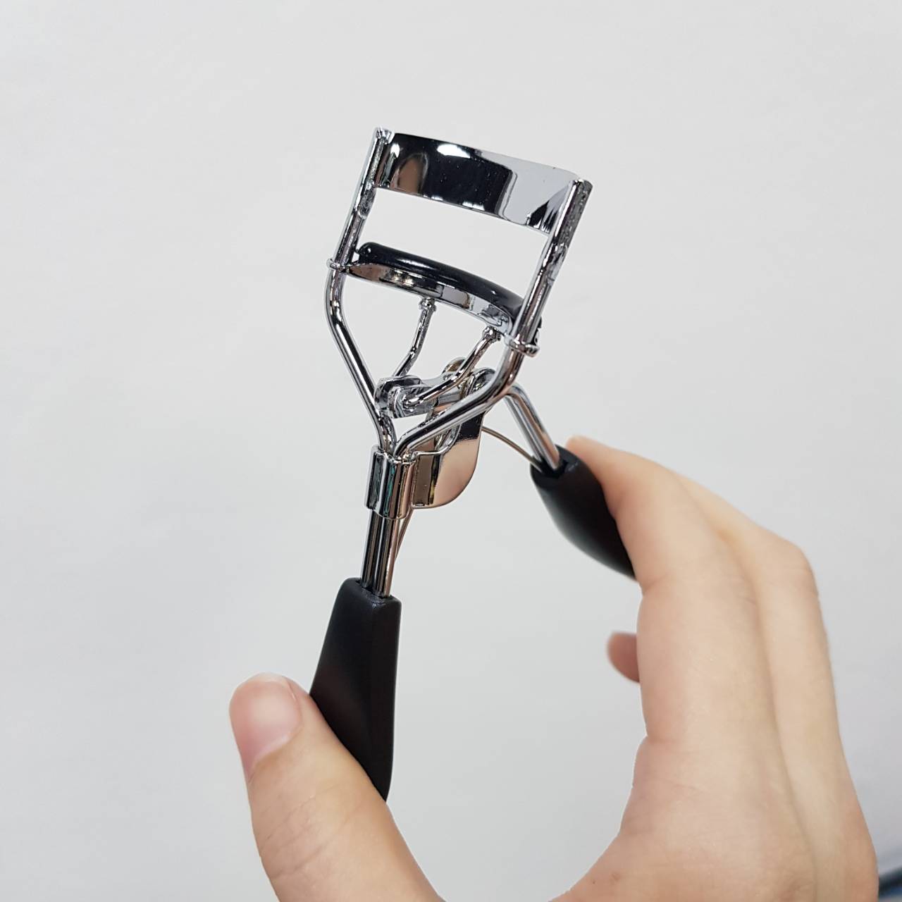 Dayse Eyelash Curler #AC003 : เดย์ซี่ ที่ดัดขนตา