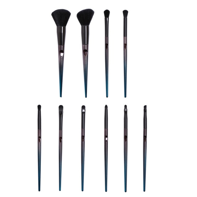 Mei Linda Midnight Blue Brush #MD4227 : meilinda เมลินดา แปรงแต่งหน้า ขนนุ่ม