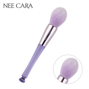 Nee Cara Tapered Powder Brush #N830 : neecara นีคาร่า แปรงแต่งหน้า ด้ามม่วง