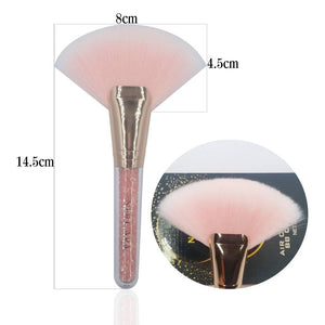 Nee Cara Pink Crystal Brush #N849 : neecara แปรงแต่งหน้า พิงค์คริสตัล