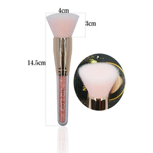 Nee Cara Pink Crystal Brush #N832 : Neecara แปรงแต่งหน้า พิงค์คริสตัล