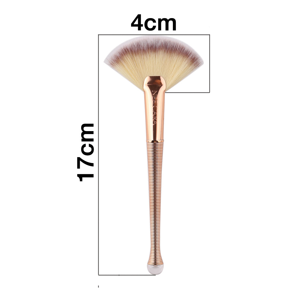 Nee Cara Mermaid Single Brush #N876 : neecara แปรง แต่งหน้า ด้ามทอง ขนนุ่ม