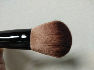 Dayse Cheek Blusher Brush #B113 : เดย์ซี่ แปรงแต่งหน้า ปัดแก้ม