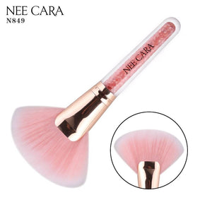 Nee Cara Pink Crystal Brush #N849 : neecara แปรงแต่งหน้า พิงค์คริสตัล