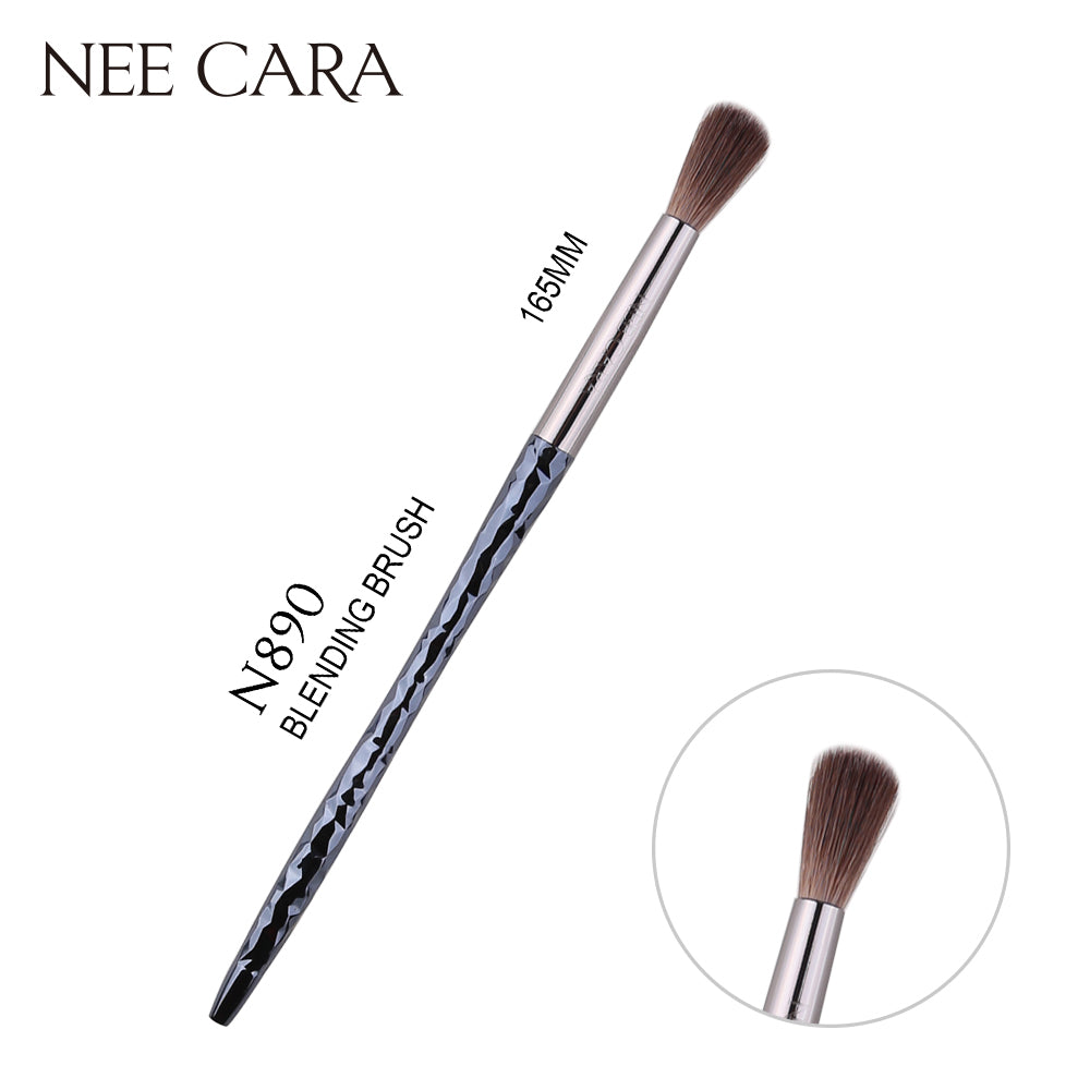 Nee Cara Blending Brush #N890 : neecara นีคาร่า แปรงแต่งหน้า