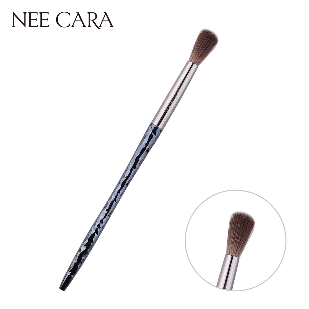 Nee Cara Blending Brush #N890 : neecara นีคาร่า แปรงแต่งหน้า