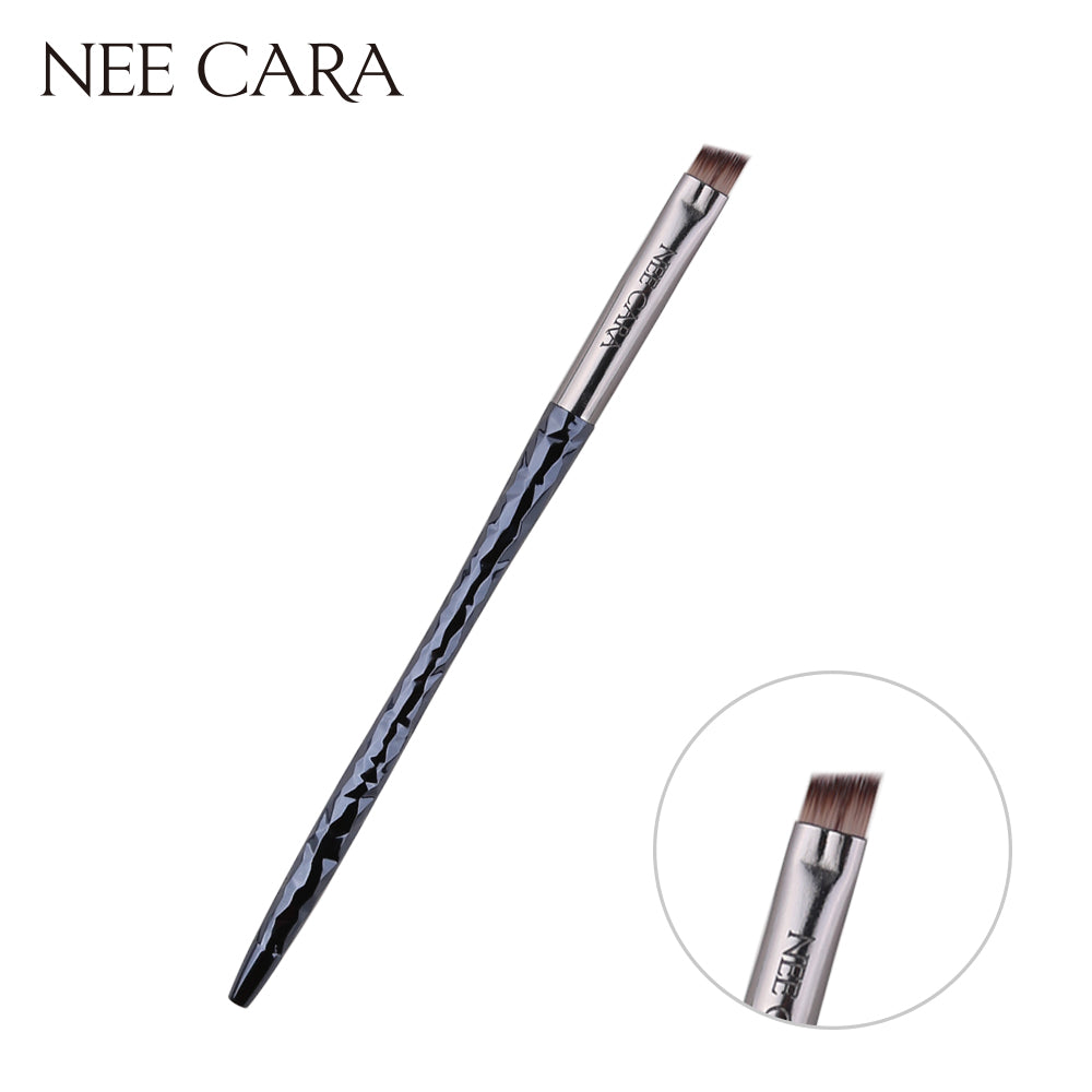 Nee Cara Angled Brush #N894 : neecara นีคาร่า แปรงแต่งหน้า