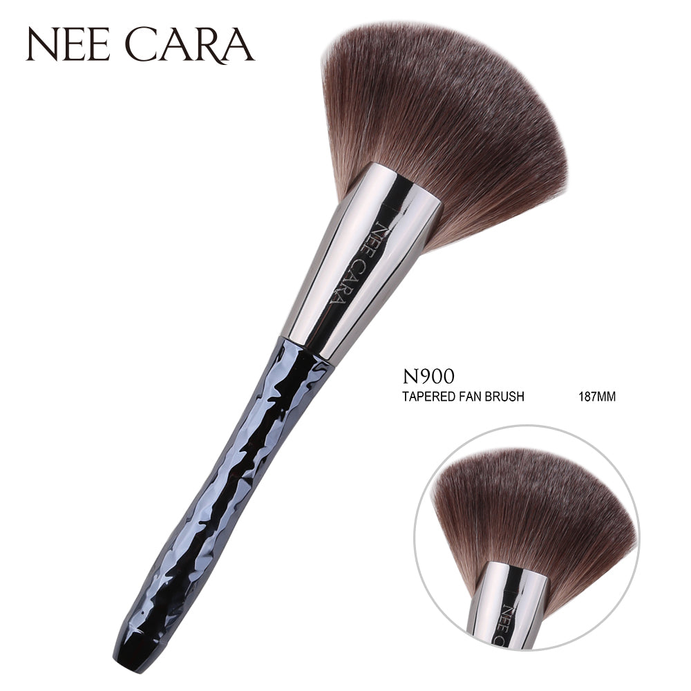 Nee Cara Tapered Fan Brush #N900 : neecara นีคาร่า แปรงแต่งหน้า